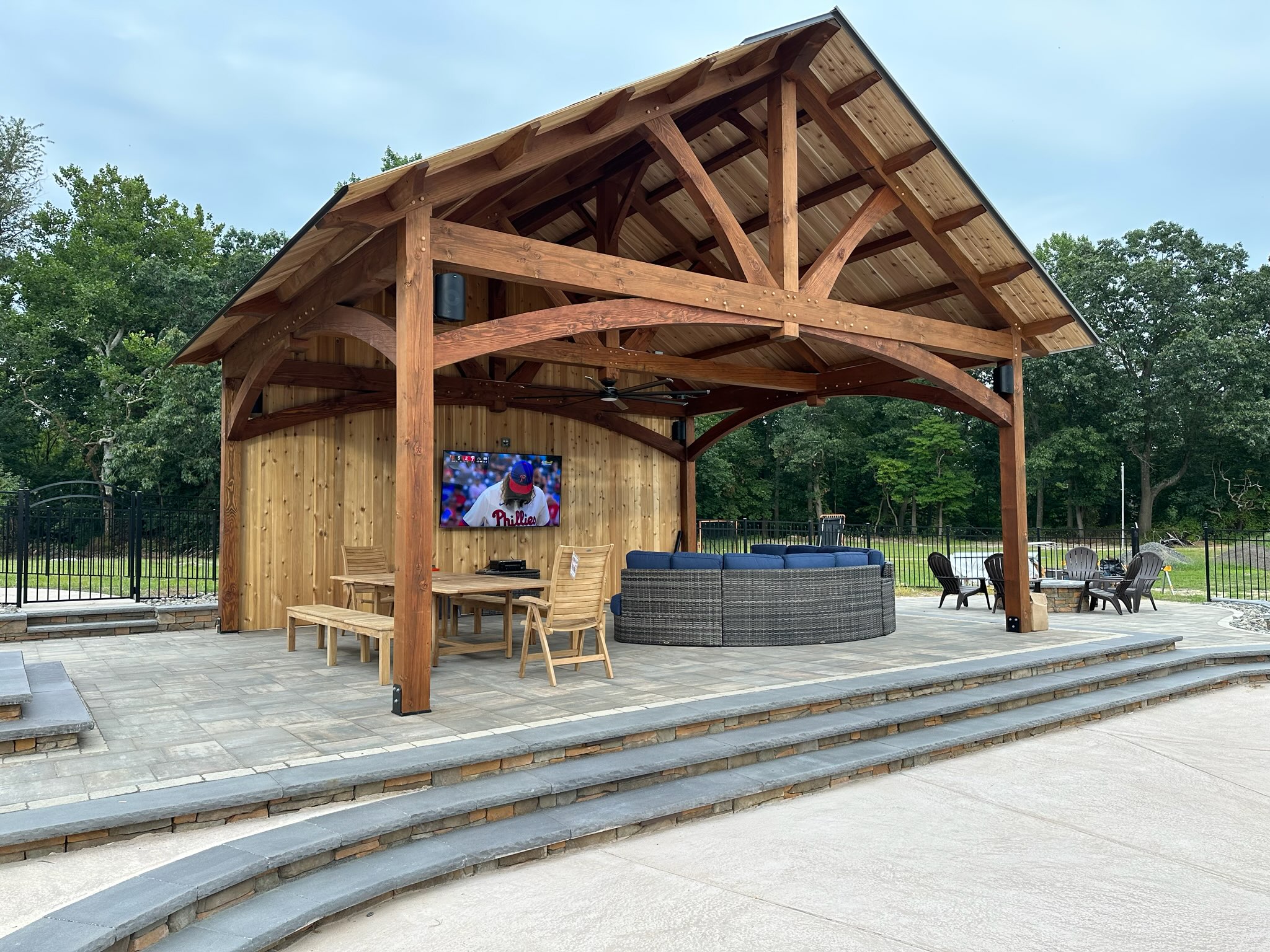 New Jersey, pavilion kit, curved collars, outdoor living, outdoor dining, outdoor entertaining, backyard living, outdoor furniture, outdoor adult space